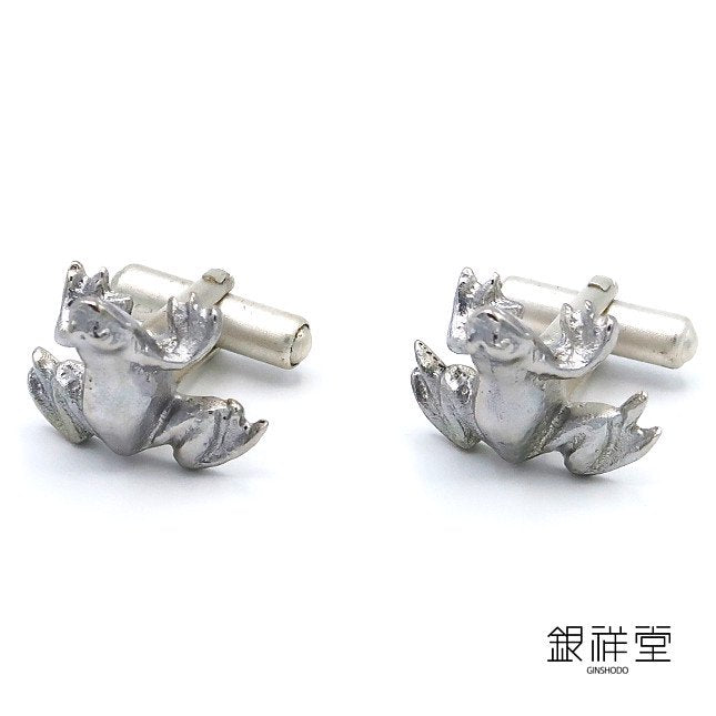 silver frog cufflinks