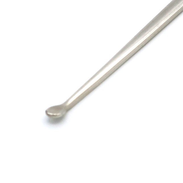 silver earpick chrysanthemum