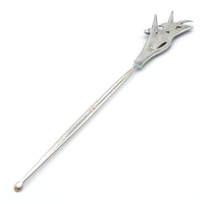 silver earpick orchid