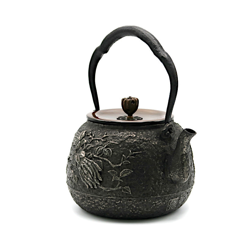 Iron sand Saioubo ni Butsutekan iron kettle