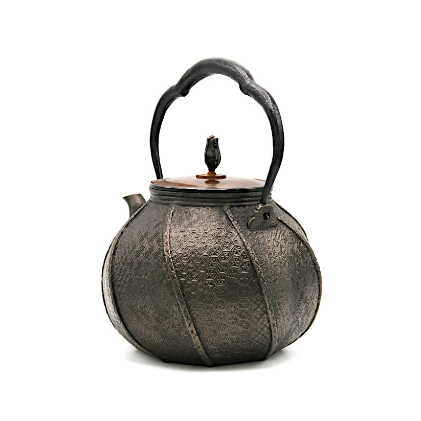 Iron sand torsion cloisonne crest Octagonal iron kettle