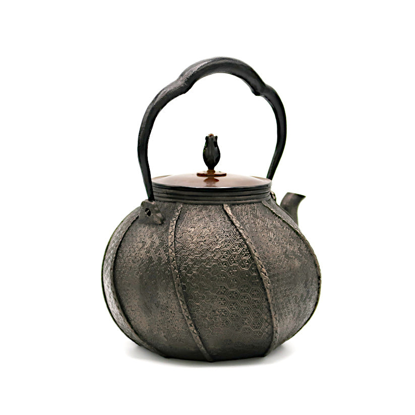 Iron sand torsion cloisonne crest Octagonal iron kettle