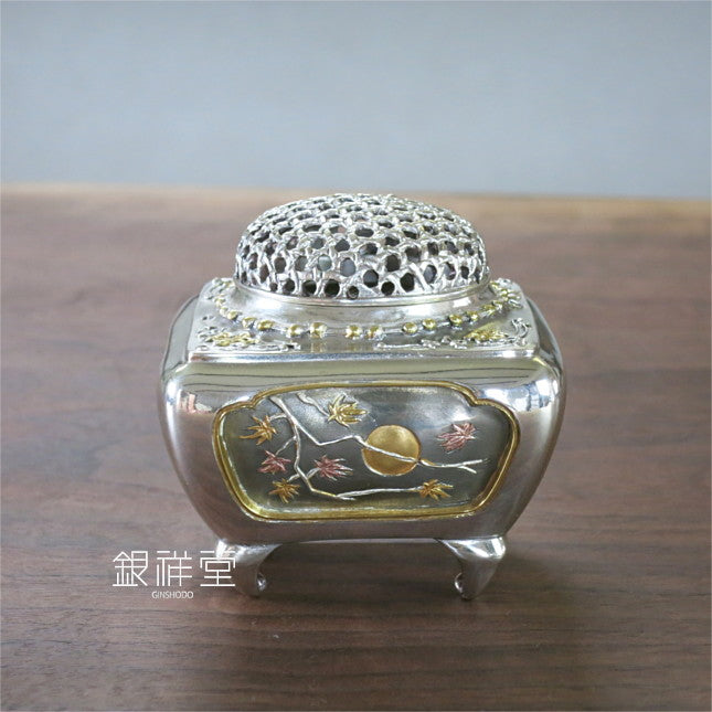 銀香炉　角型四季